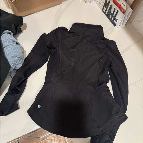 Lululemon Ribbed Nulux Running Jacket - Picture 8 of 9
